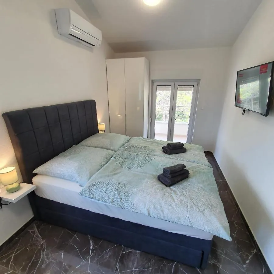 Villa Botic Trogir 0*,